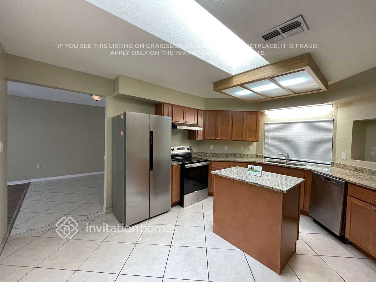 11324 Stoneybrook Path - Photo 3 of 15