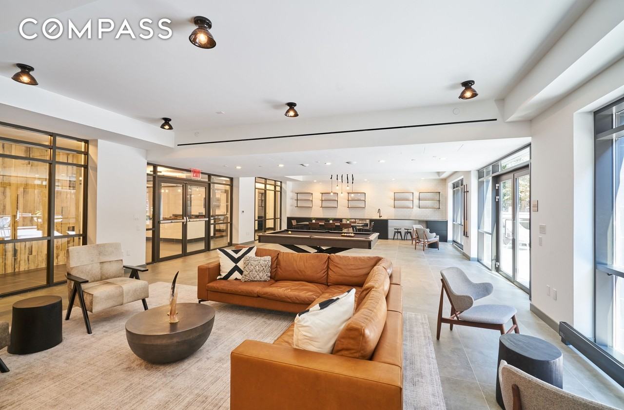 1626 Madison St #6N - Photo 6 of 15