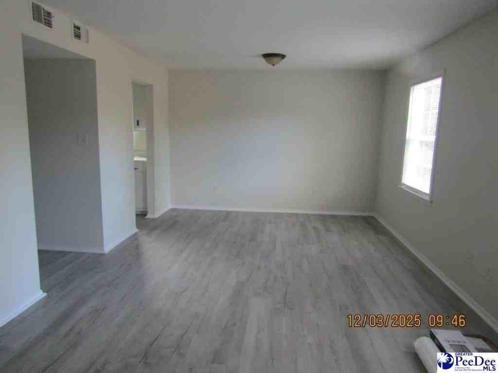319 Revell Dr Apt N - Photo 3 of 11
