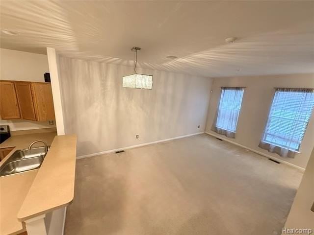 41290 Maplewood Dr - Photo 7 of 15