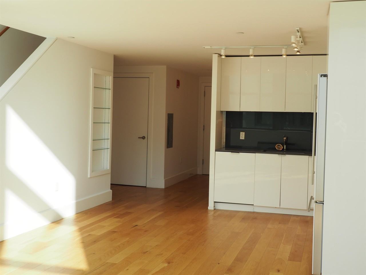 50 Dey Street - Photo 4 of 32