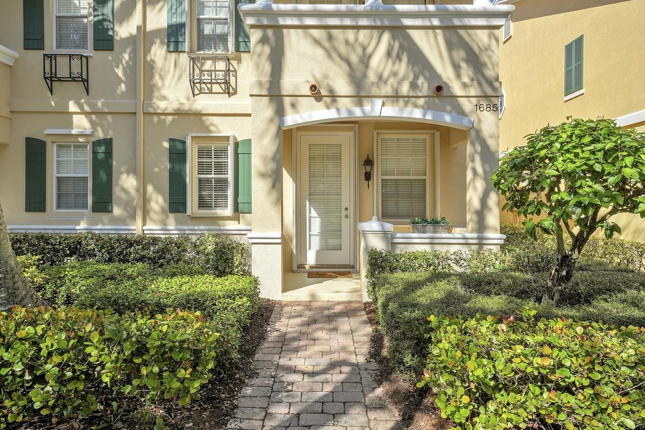 1685 Jeaga Drive - Photo 5 of 26