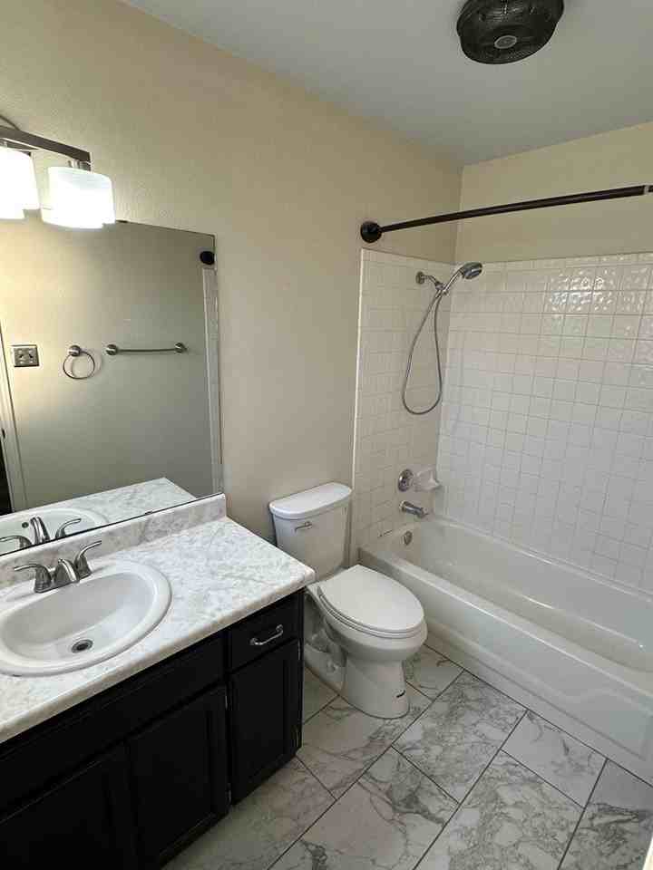 129 Crestwood Drive - Photo 7 of 12