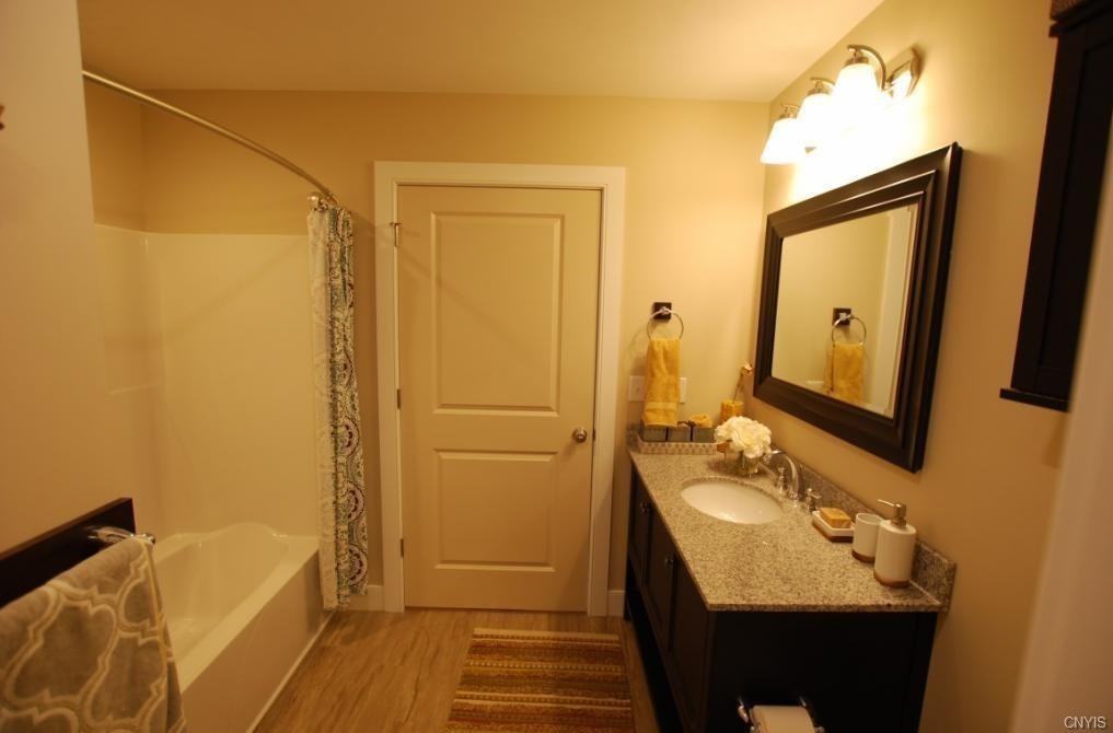 135 Pheasant's Run - Photo 5 of 17