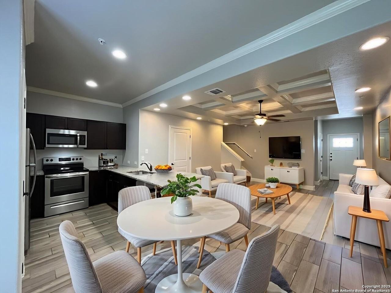 6419 Melanzane Ave Unit 3 #3 - Photo 3 of 40