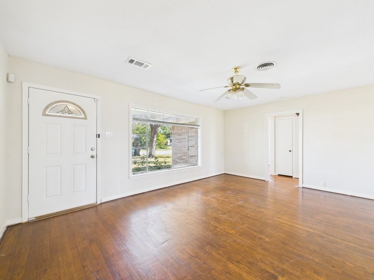 3035 Guese Rd - Photo 4 of 21