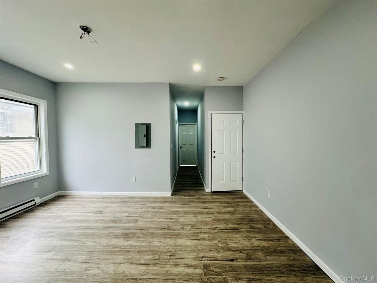 8 Morgan Ave Apt 4 - Photo 7 of 17