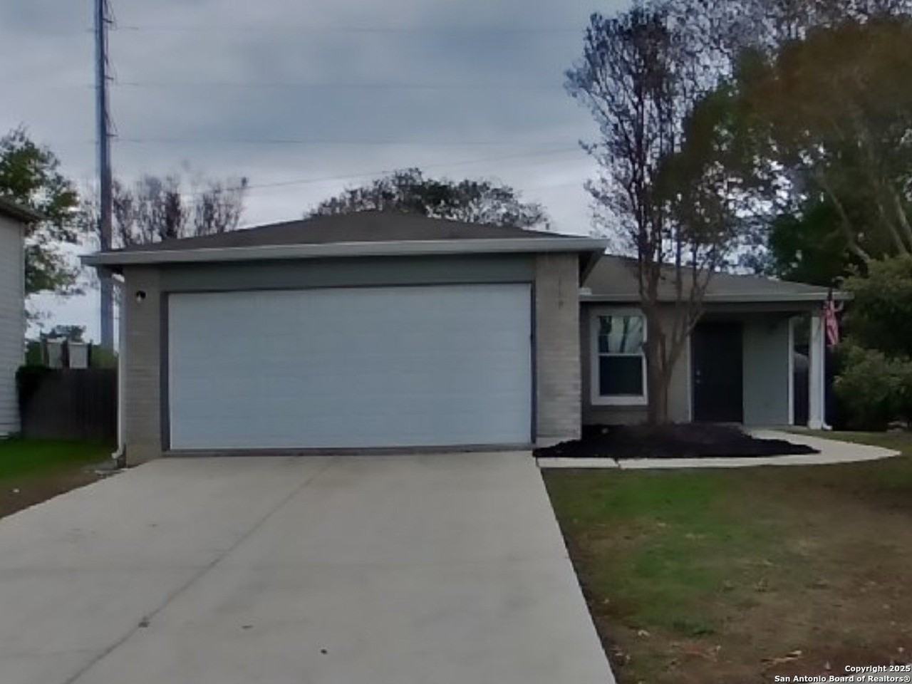 160 Hanging Moss Drive