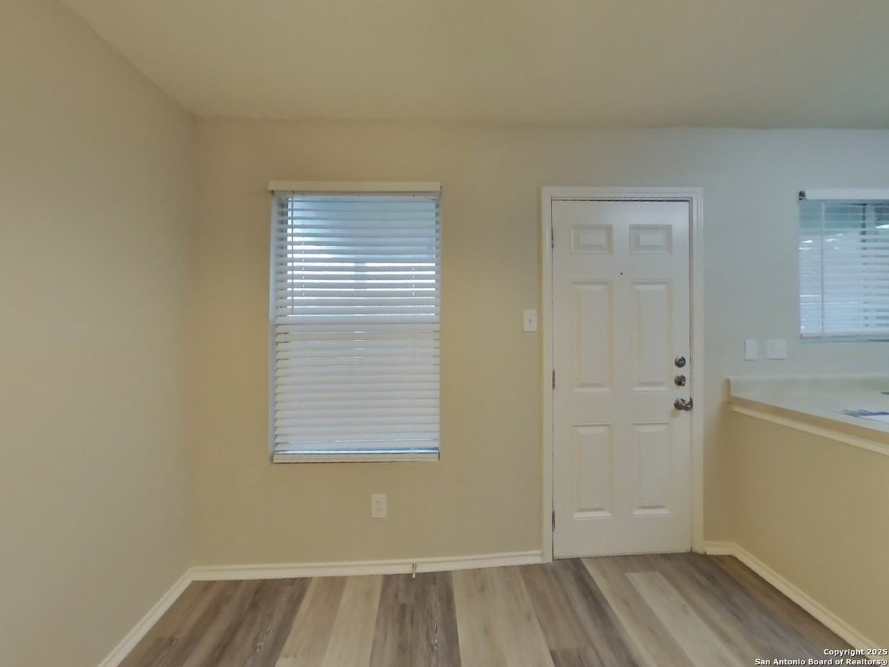 160 Hanging Moss - Photo 5 of 16