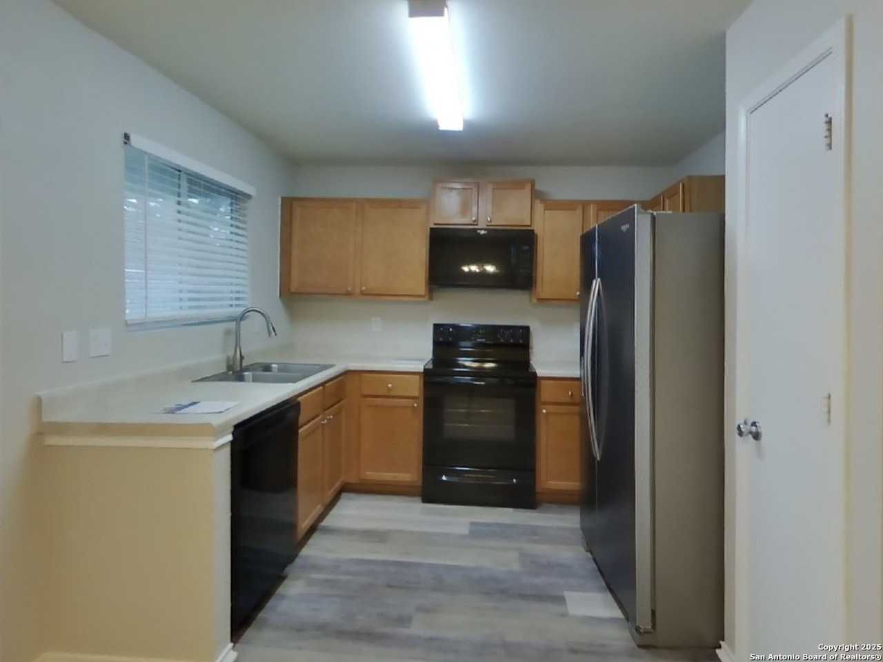 160 Hanging Moss - Photo 6 of 16