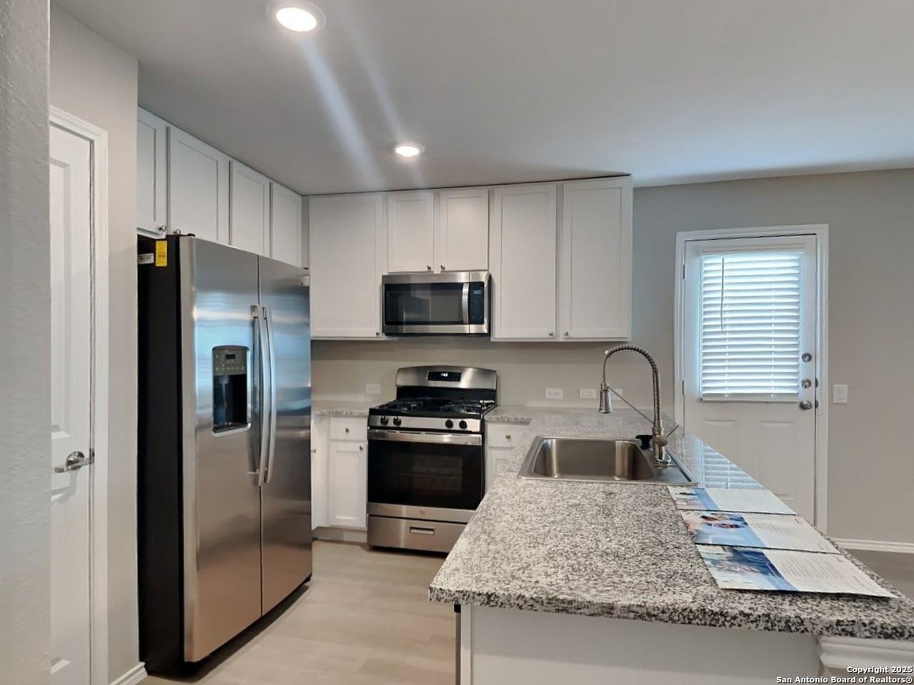 7319 Rosada Way - Photo 5 of 16