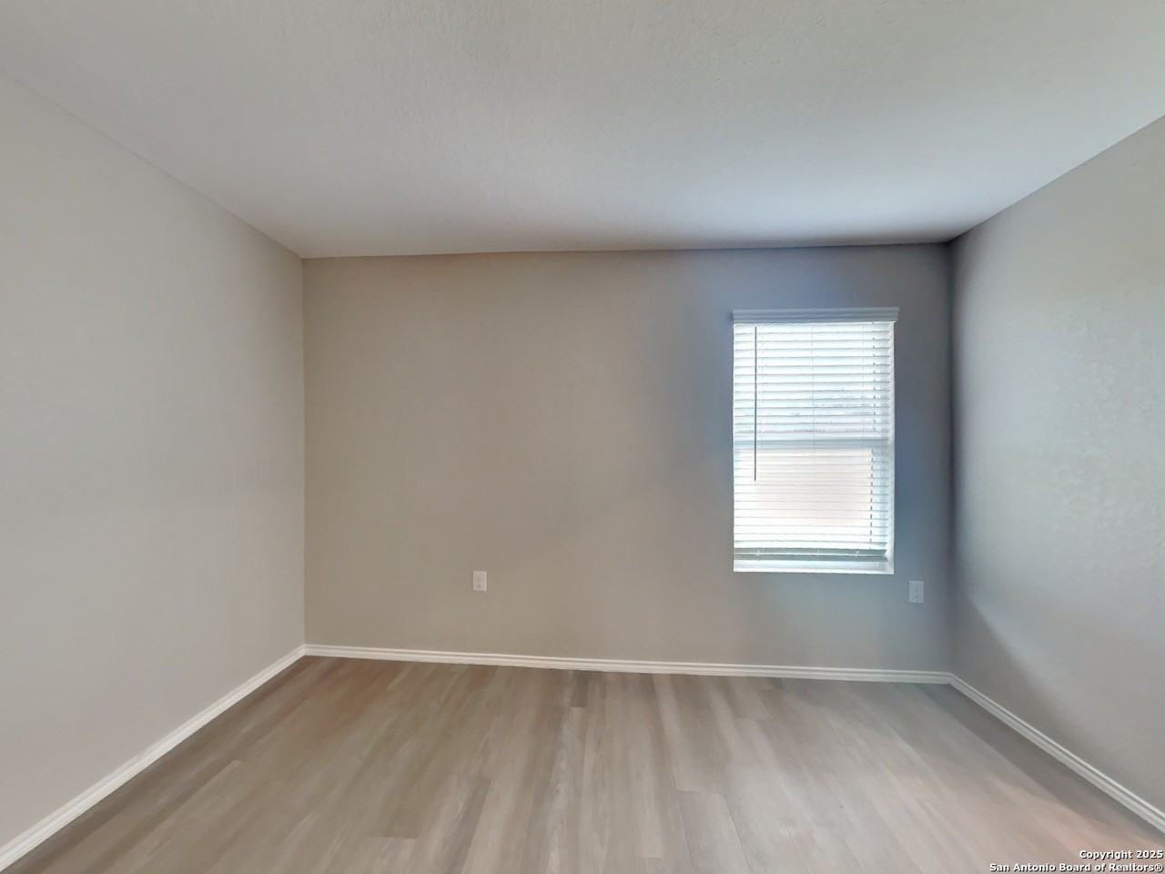 7319 Rosada Way - Photo 7 of 16