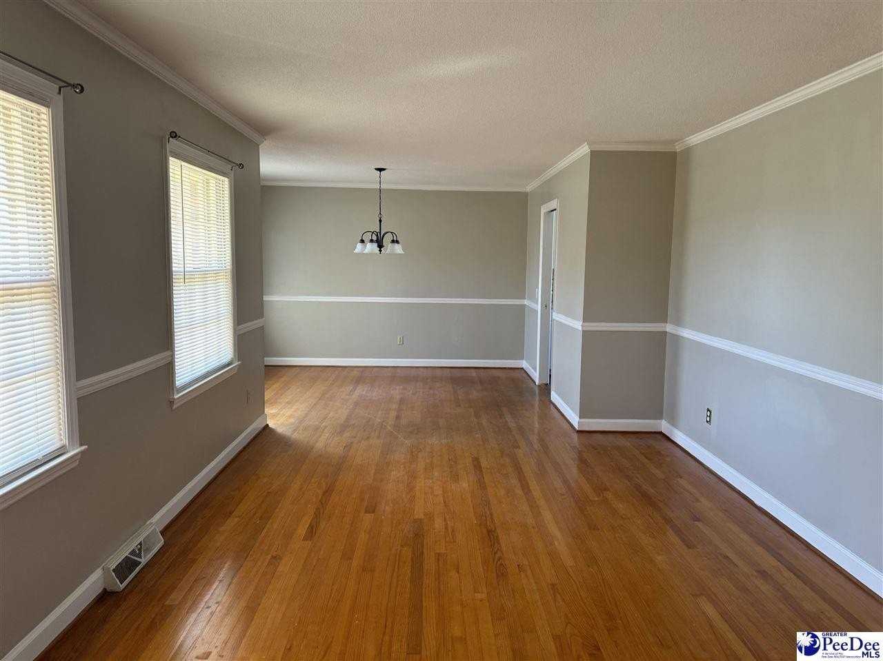 3031 West Woodbine Avenue - Photo 4 of 18