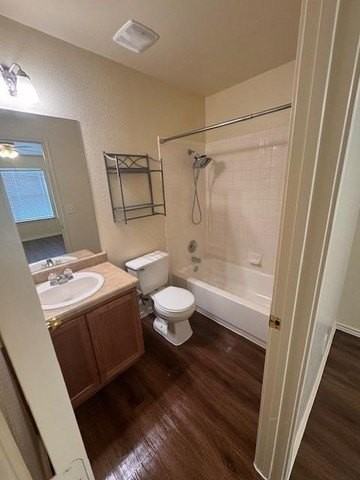 1023 Kajon Cove - Photo 2 of 30