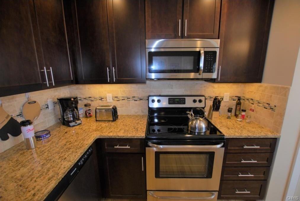 130 Pheasant's Run - Photo 7 of 16