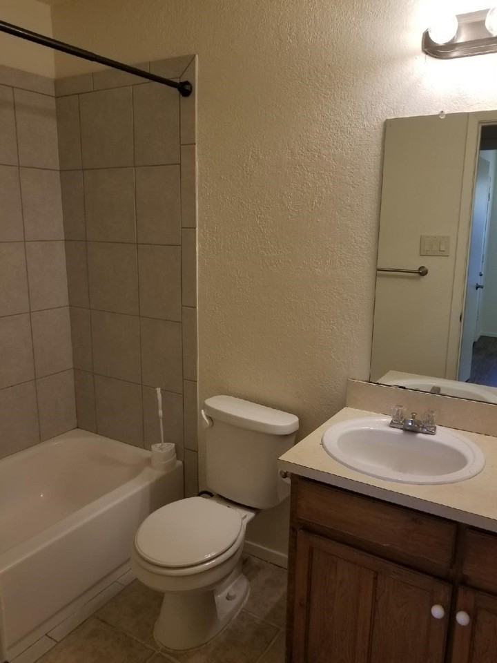 6492 Central Avenue - Photo 4 of 8