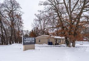 featured image of 4256 Fox Hills Court