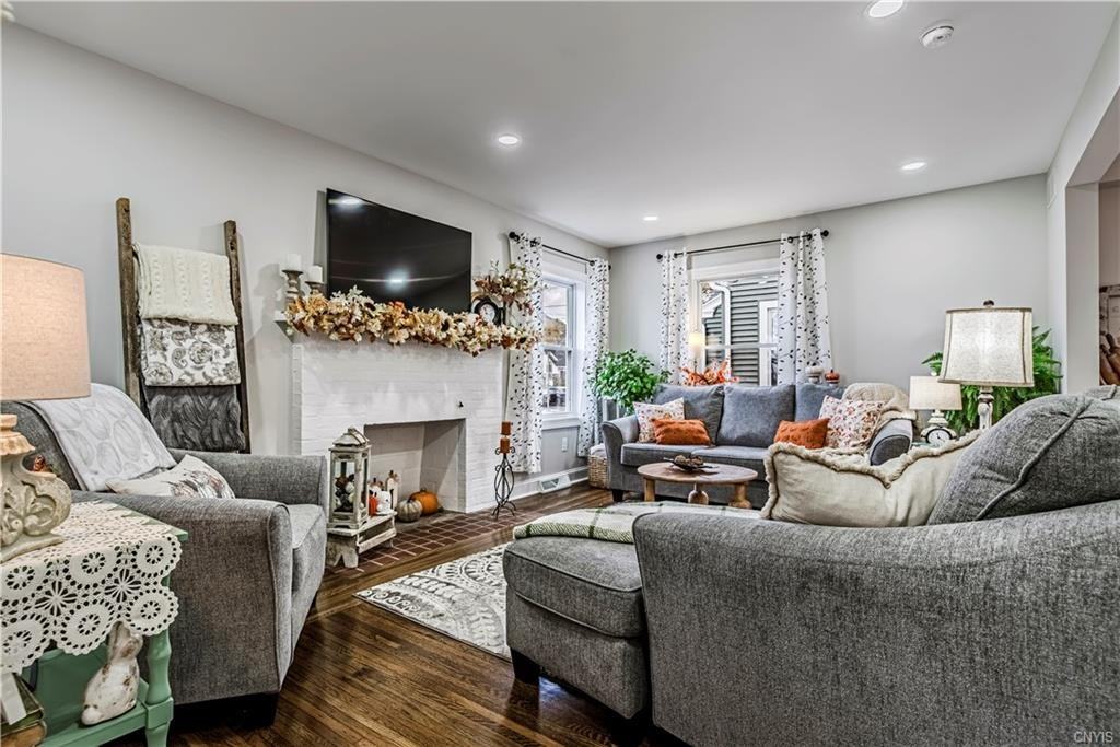 58 Ballantyne Brae - Photo 2 of 50