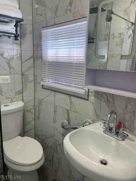 2420 East Edgar Road - Photo 7 of 9