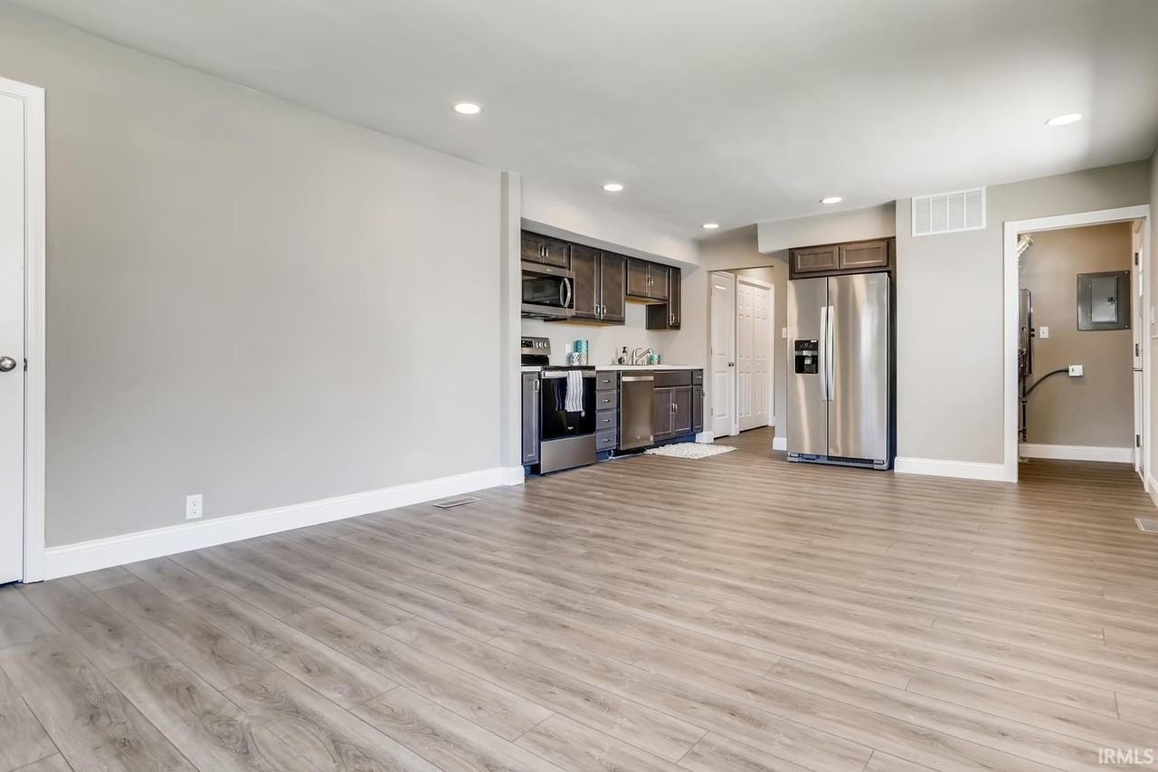 2161 Washington Avenue #A - Photo 3 of 18