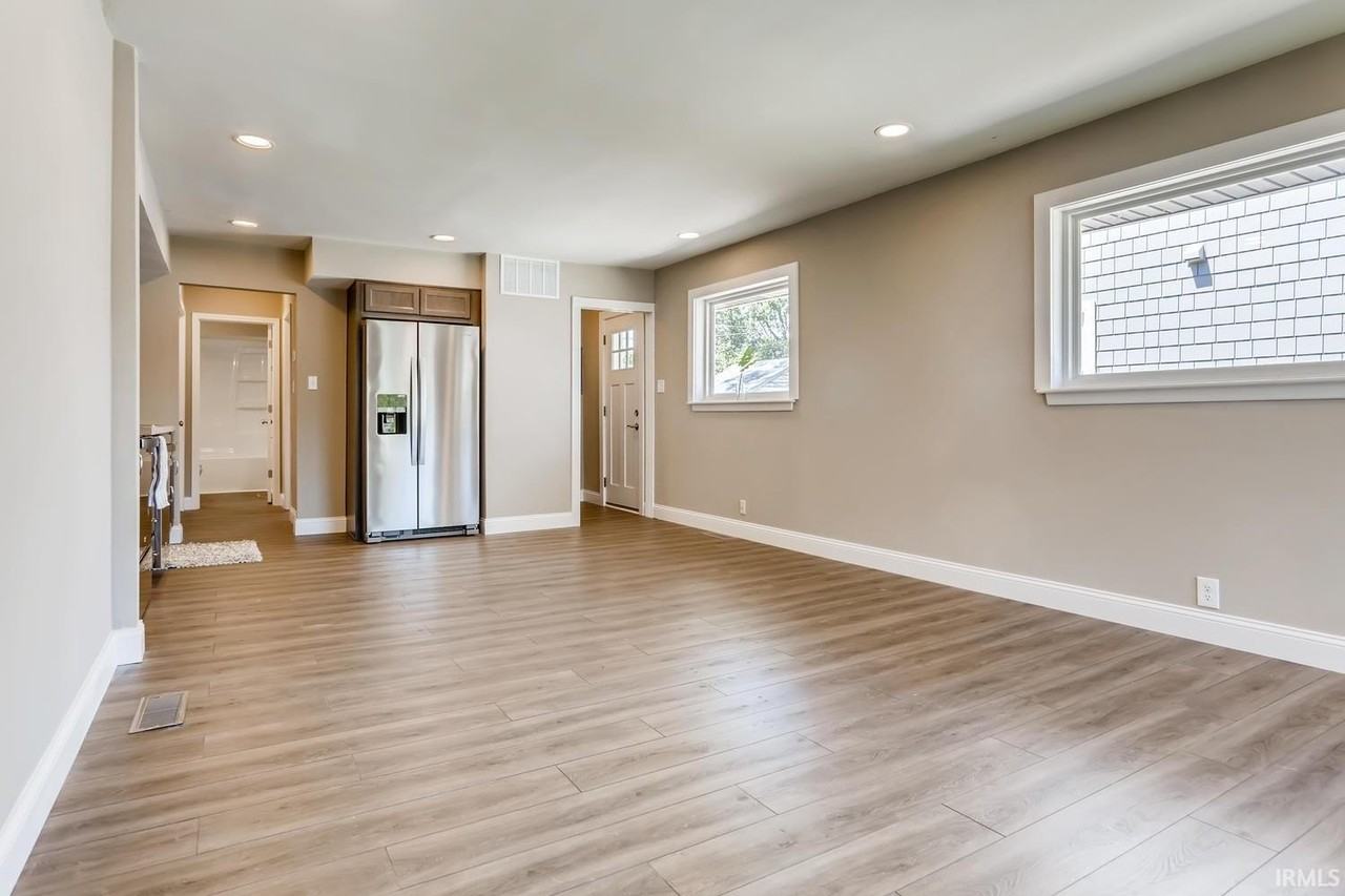 2161 Washington Avenue #A - Photo 4 of 18