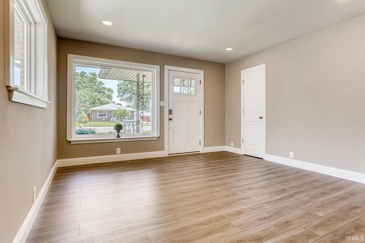 2161 Washington Avenue #A - Photo 6 of 18