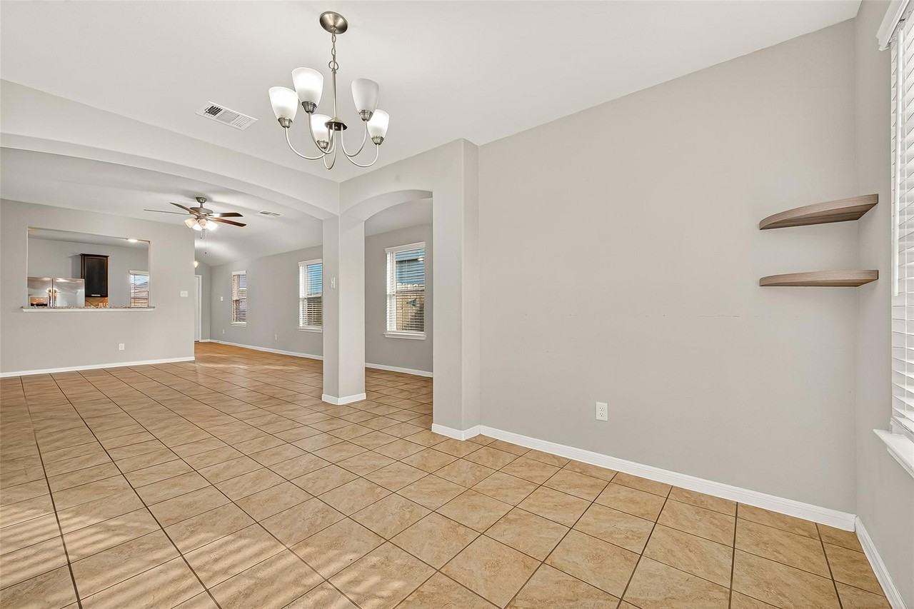 7219 Victorville Drive - Photo 7 of 34