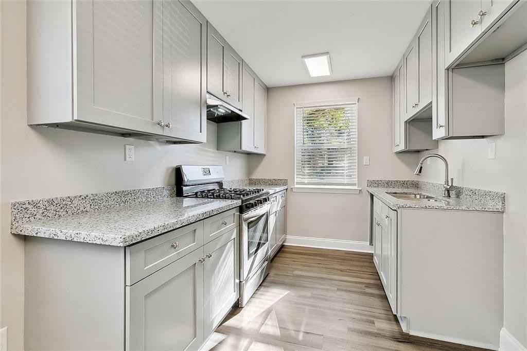 210 Hunt Street ##A - Photo 4 of 12