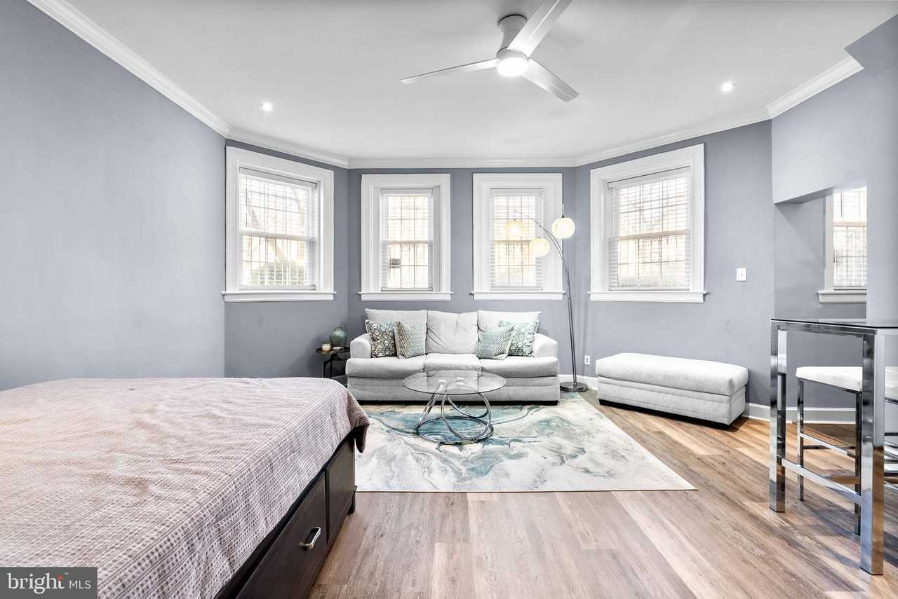 101 North Carolina Avenue Southeast #103 - Photo 5 of 19