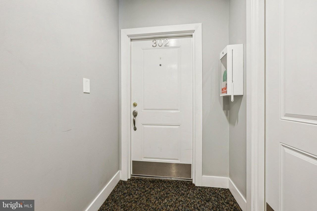 1352 Longfellow Street Northwest #302 - Photo 4 of 31