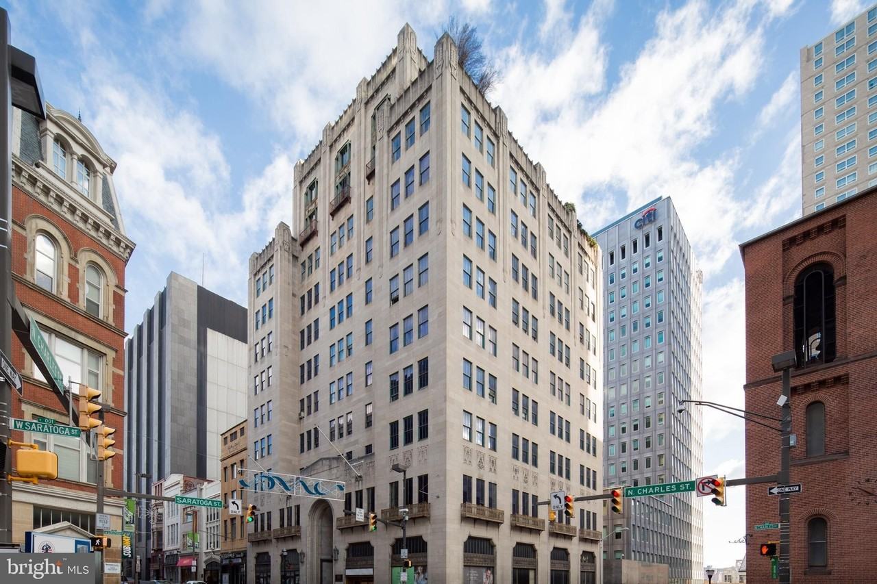 301 N Charles St - Photo 3 of 48