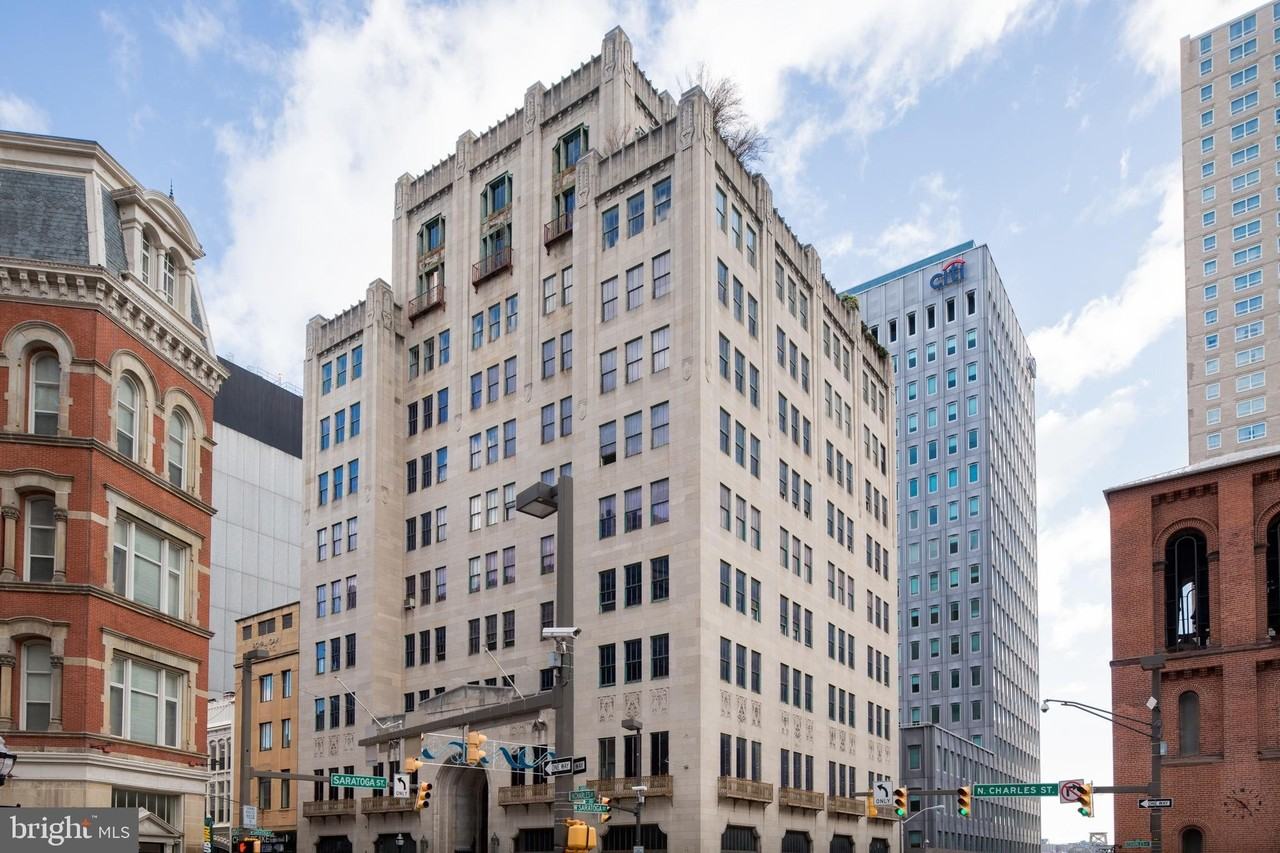301 N Charles St - Photo 4 of 48