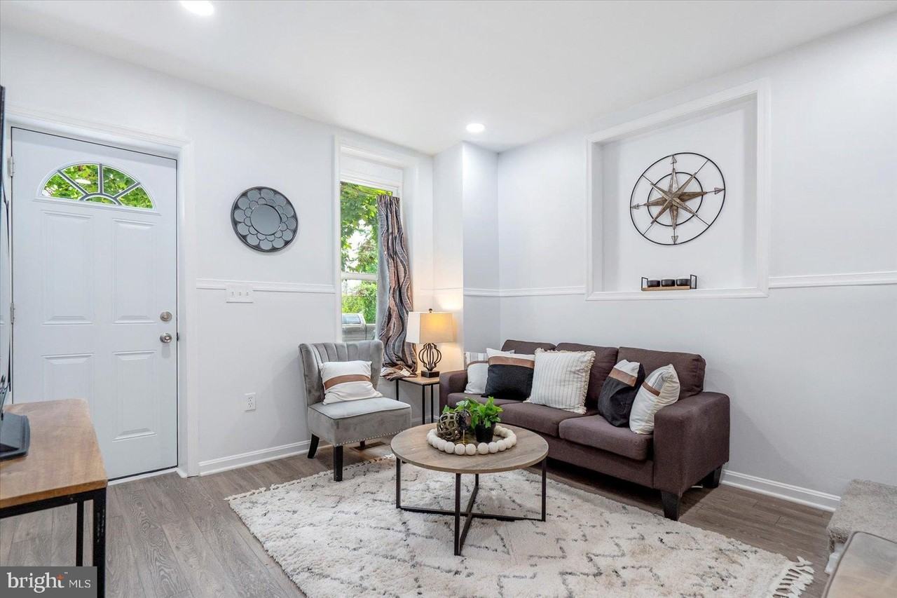 1432 Carroll St - Photo 5 of 29