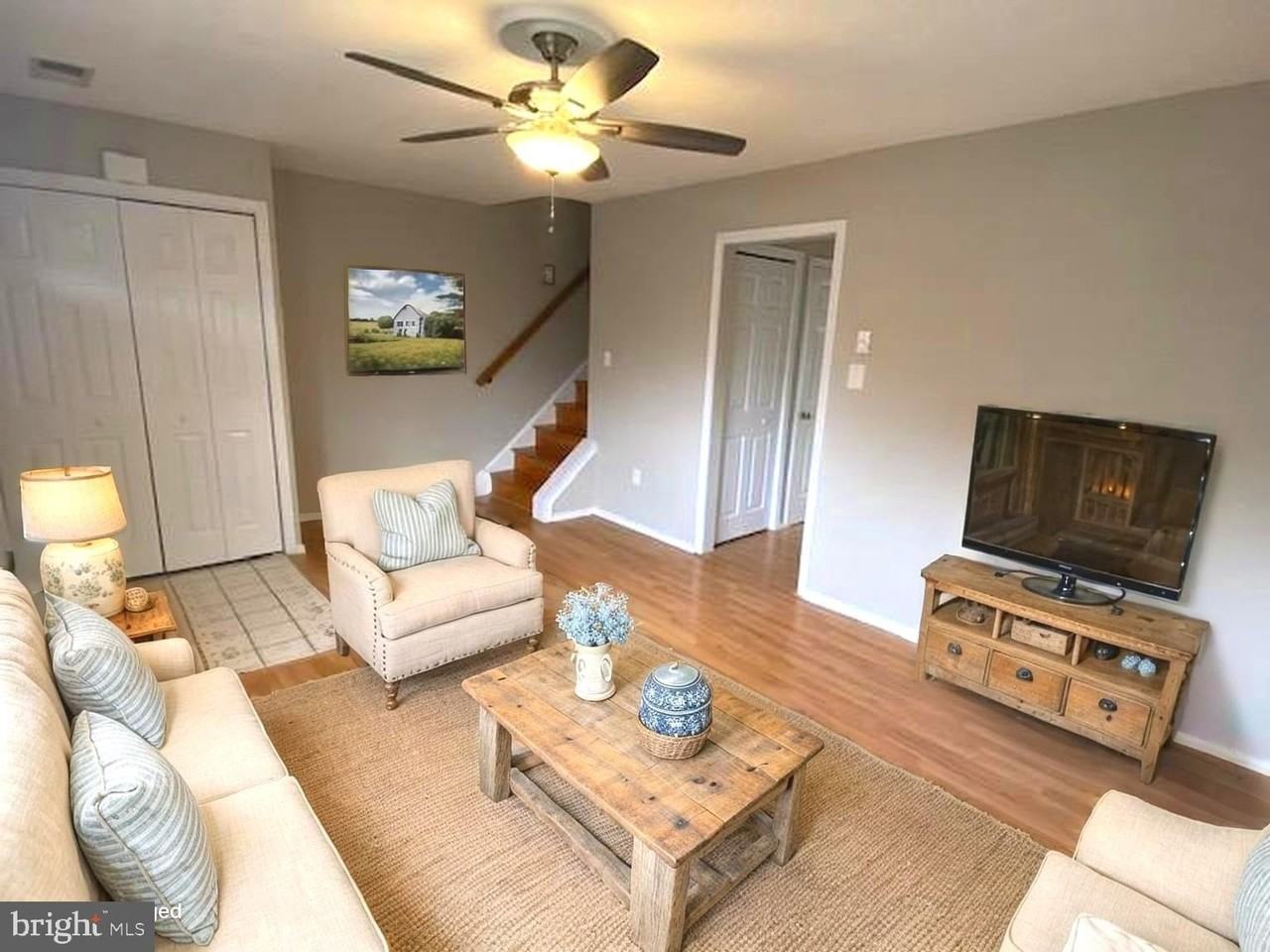 130 West Orndorff Drive - Photo 2 of 20