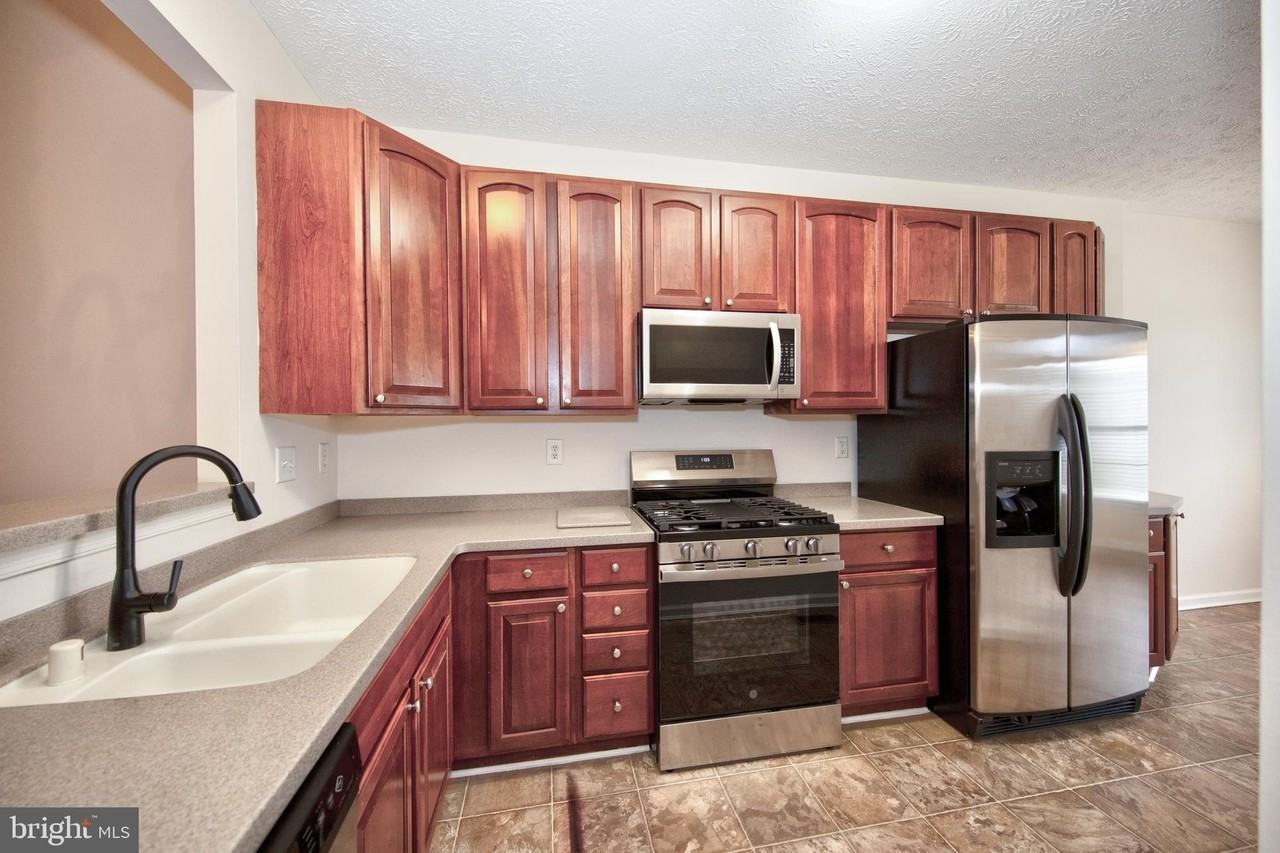 5035 Woods Line Drive #18 - Photo 6 of 30