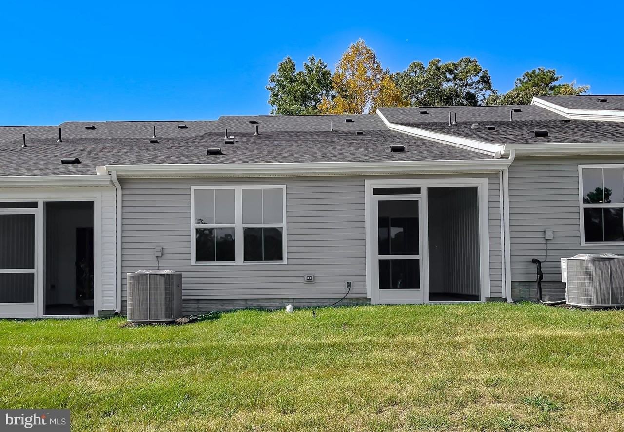 23052 Wetstone Lane #C - Photo 7 of 35