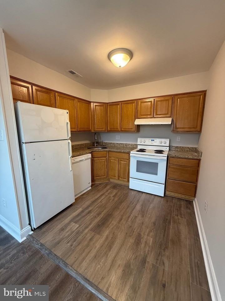 162 Willow Turn #B - Photo 4 of 12