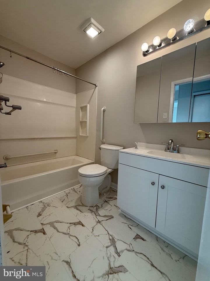 162 Willow Turn #B - Photo 7 of 12