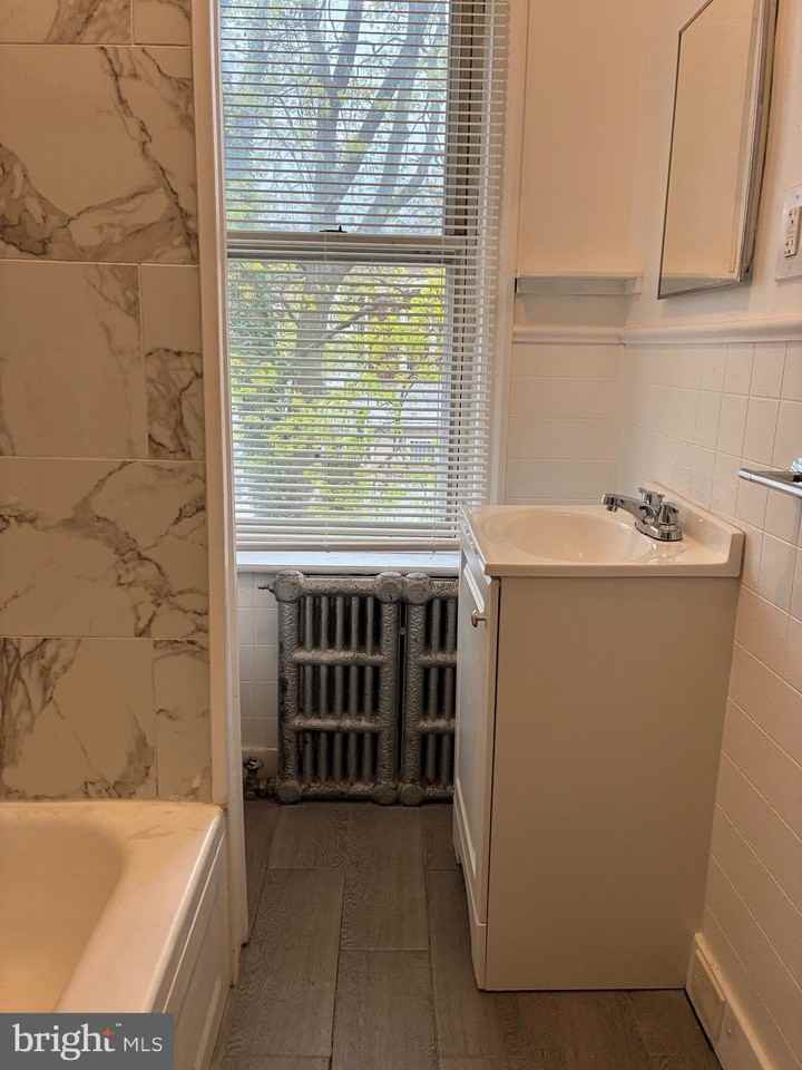 120 Francis Street #1 - Photo 7 of 11