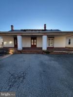 featured image of 317 Brower Avenue