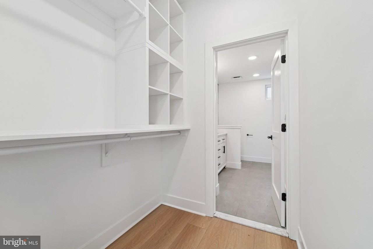 1806 E Moyamensing Ave - Photo 7 of 15