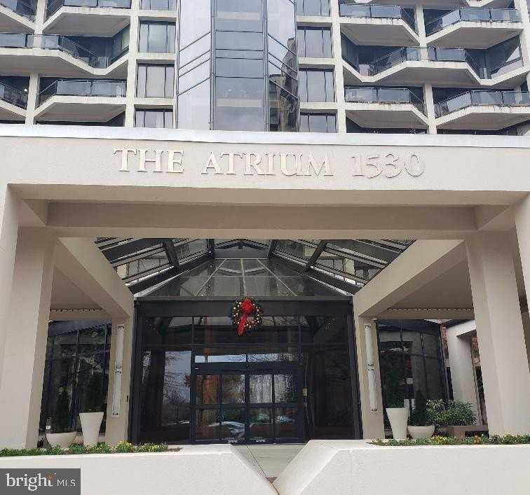 1530 Key Blvd Apt 1319 #1319 - Photo 2 of 30