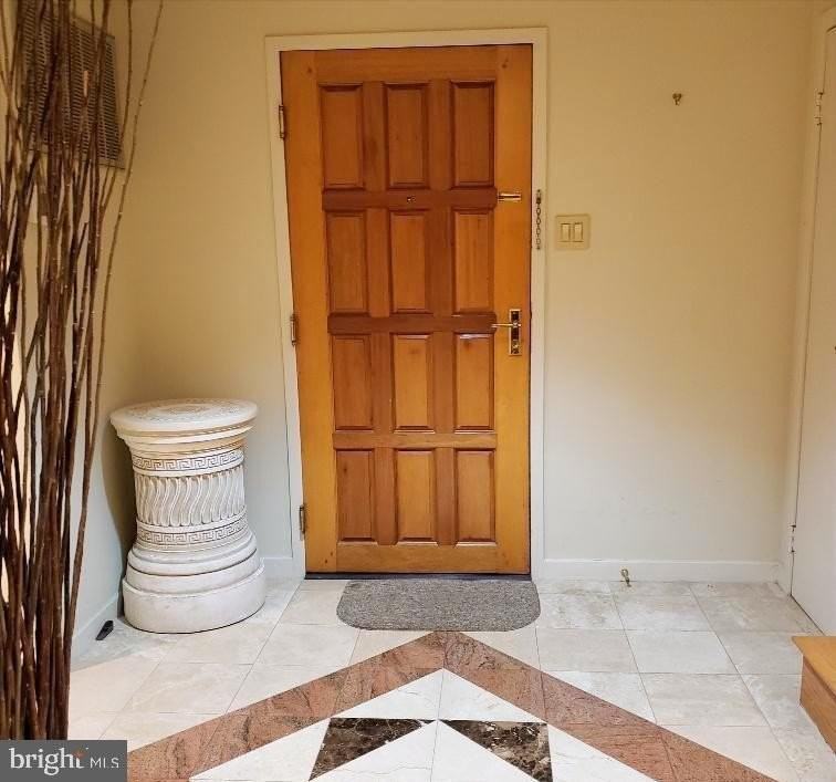 1530 Key Blvd Apt 1319 #1319 - Photo 6 of 30