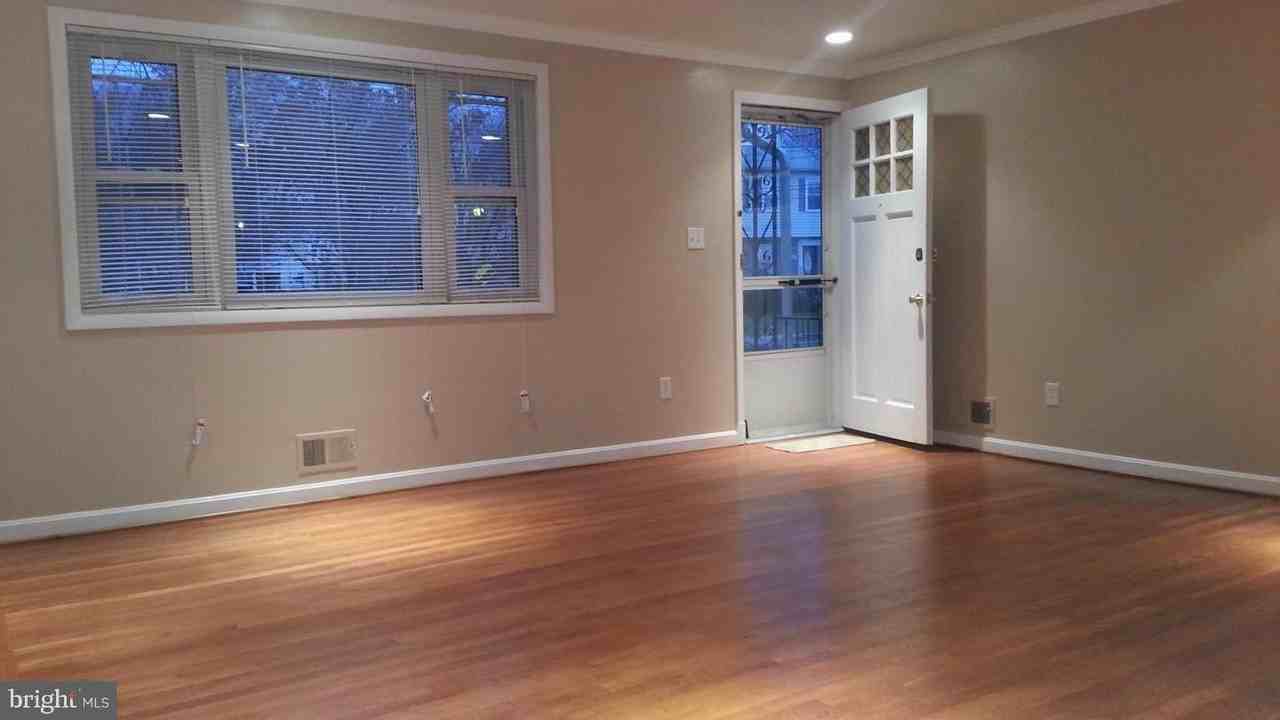 5100 10th Street North - Photo 5 of 21