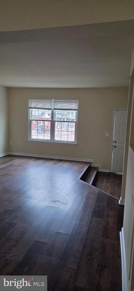 3083 Antrim Circle - Photo 3 of 22