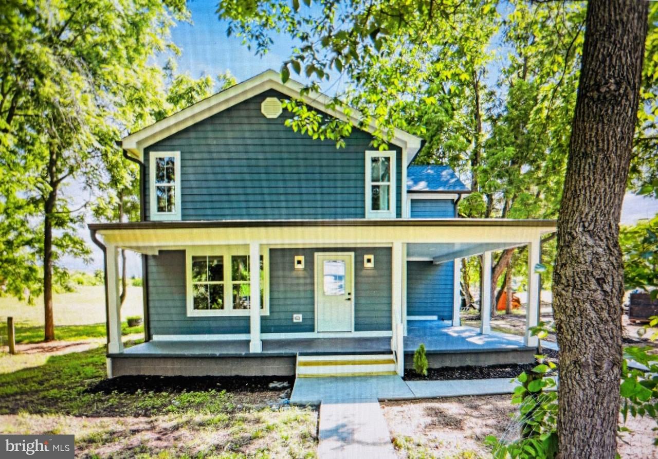 15990 Charles Town Rd - Photo 2 of 20