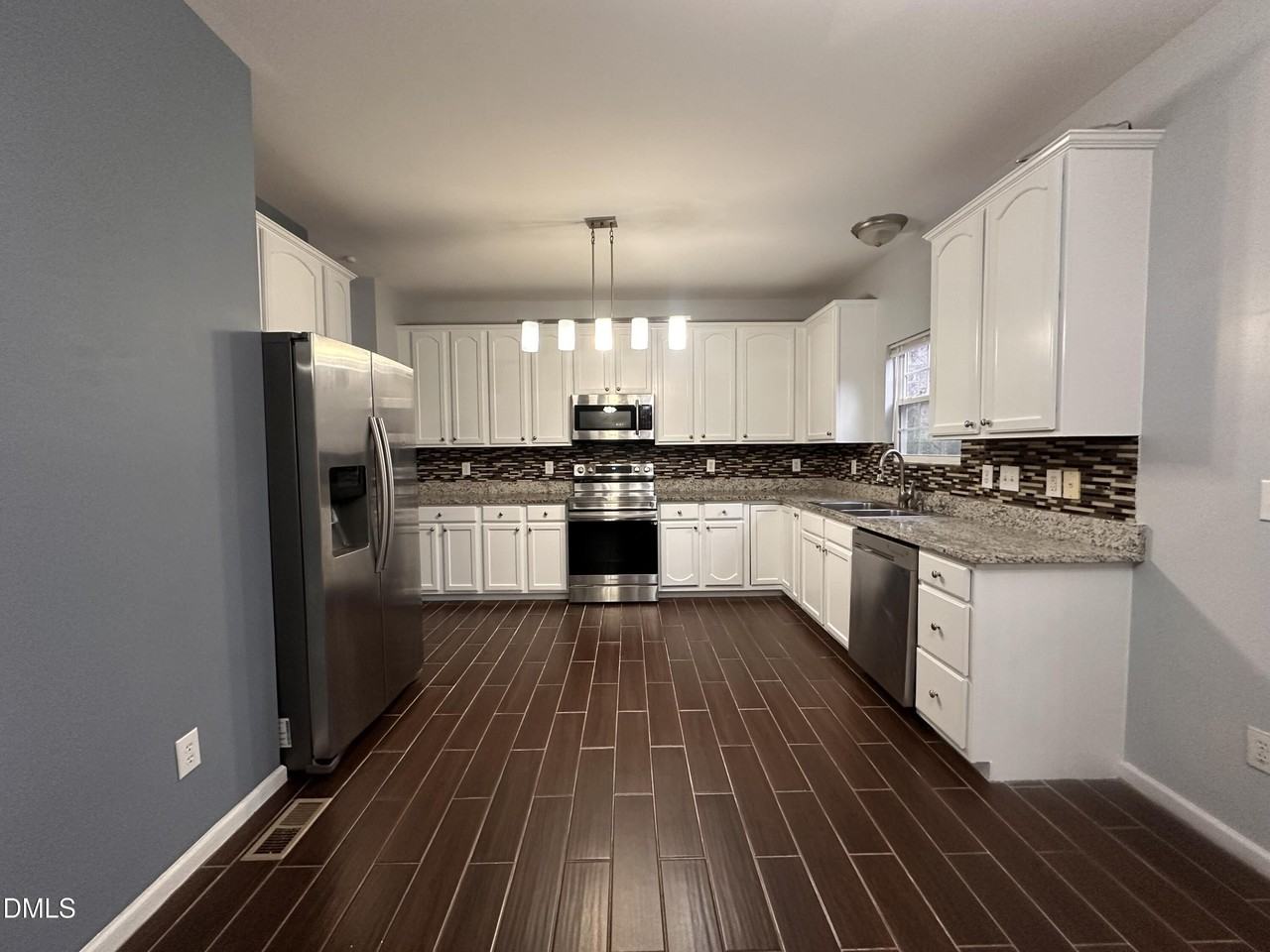 1220 Arbor Greene Dr - Photo 2 of 17