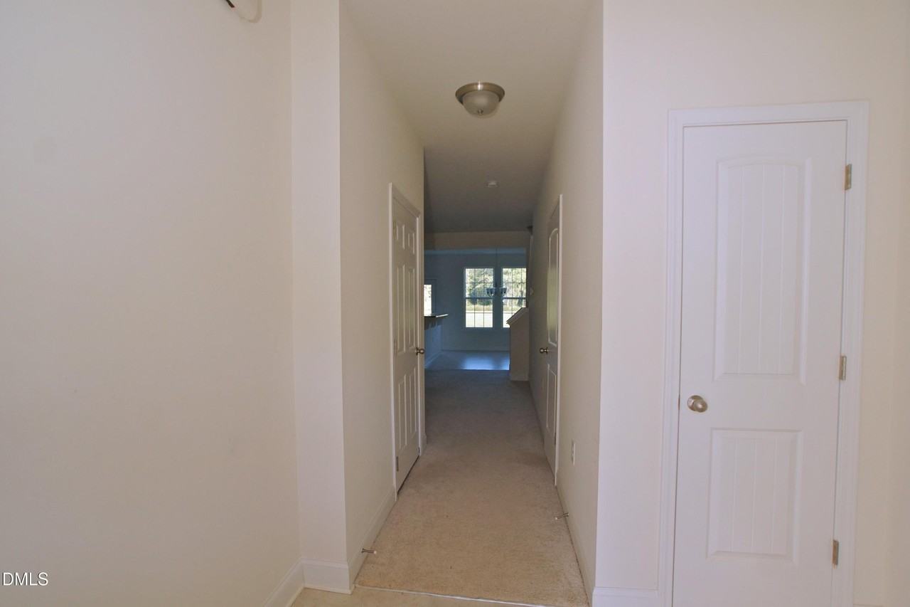 135 Polaris Ave - Photo 2 of 24