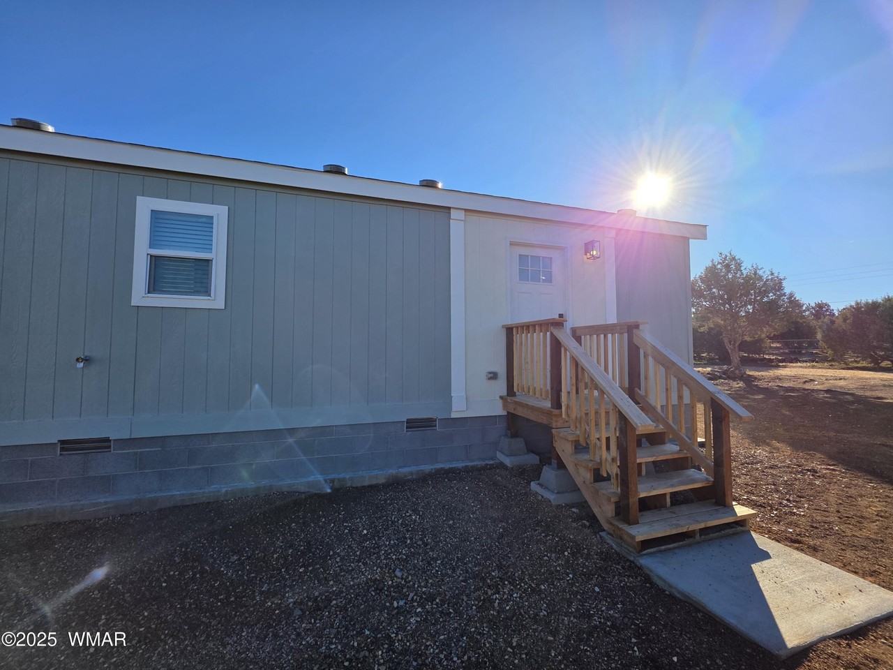 8368 Ridge Dr - Photo 2 of 16