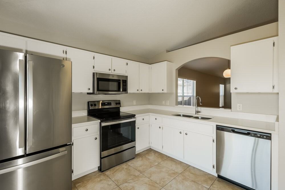 18036 Birdwater Dr - Photo 6 of 16